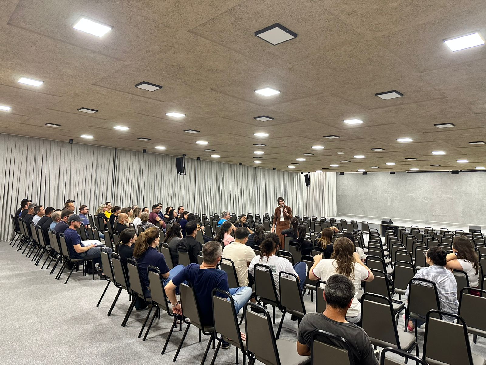 WhatsApp Image 2025-12-09 at 20.44.28